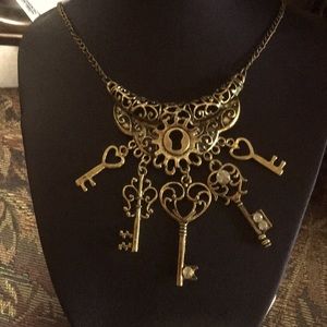 Women’s necklace with keys